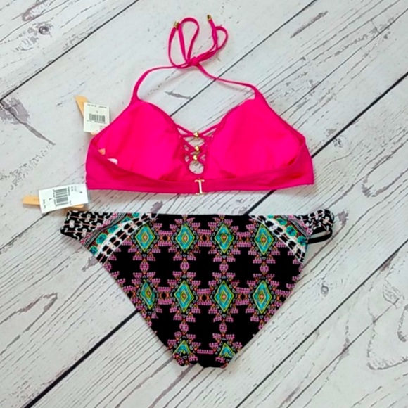 Gibson & Latimer Swimsuit - Picture 5 of 6